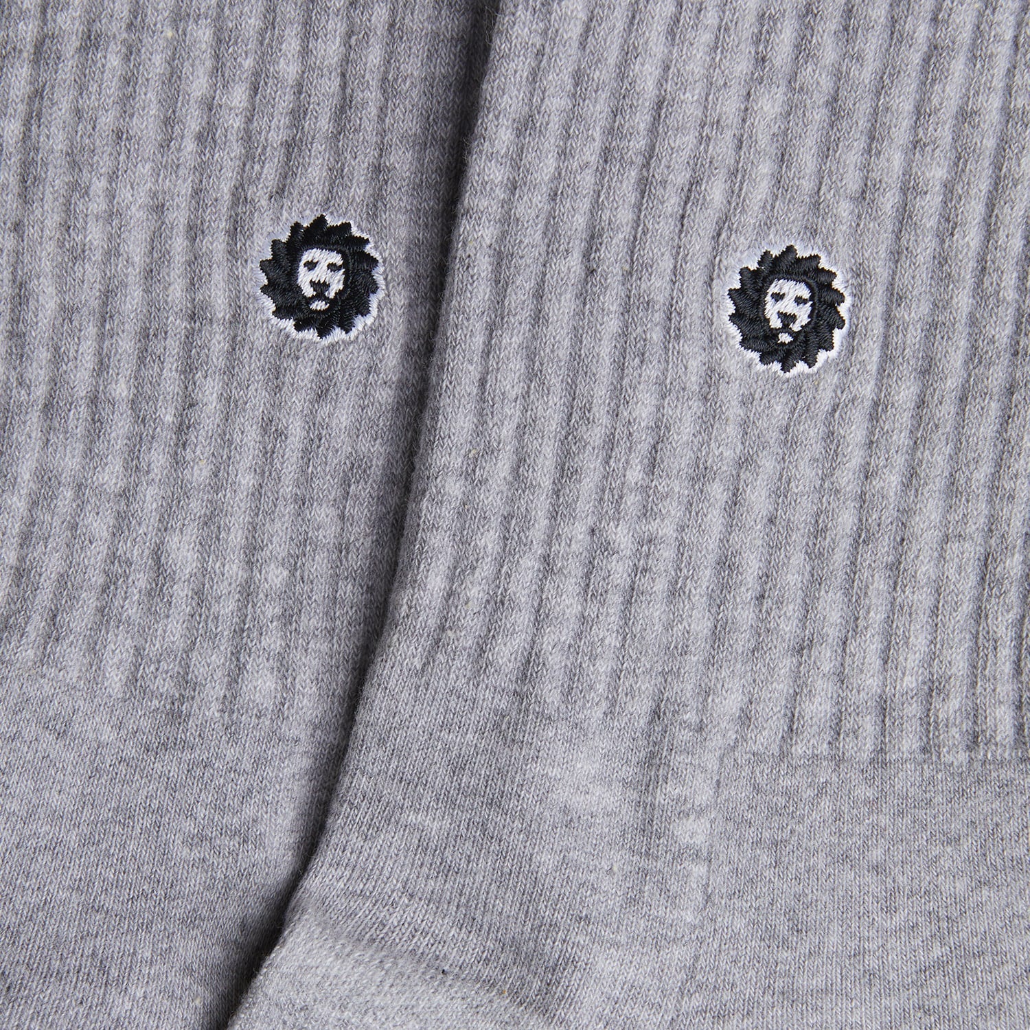 3 x Athletic Essentials Lion Quarter - Various - Image 6