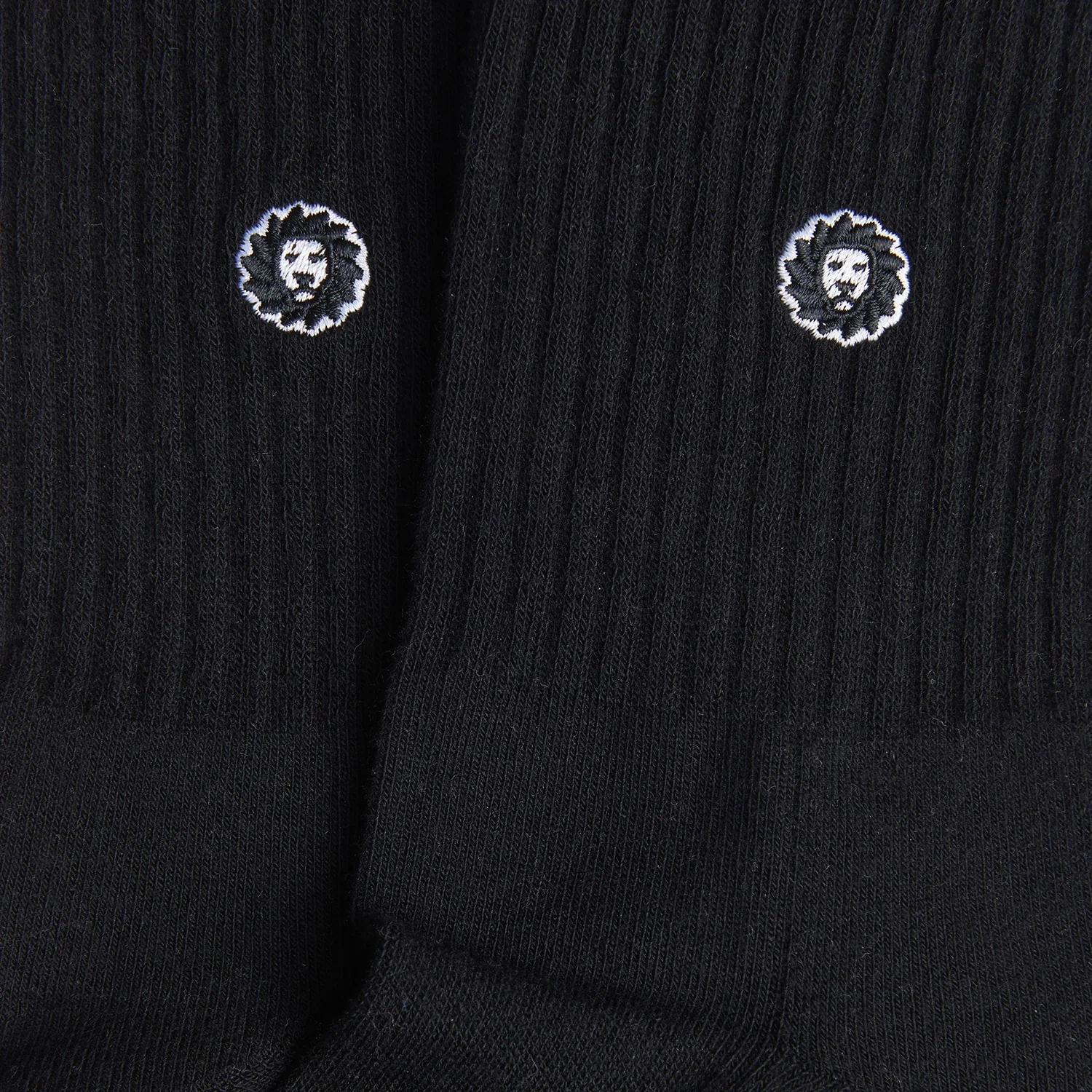 3 x Athletic Essentials Lion Quarter - Various - Image 7