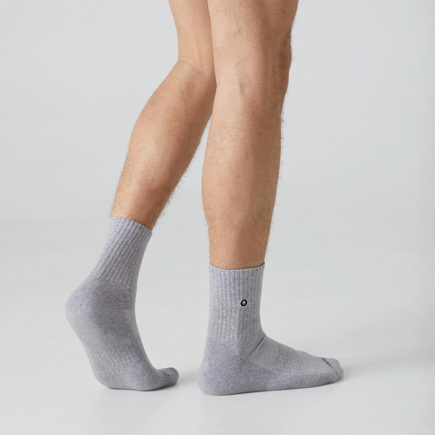 3 x Athletic Essentials Lion Quarter - Grey - Image 2