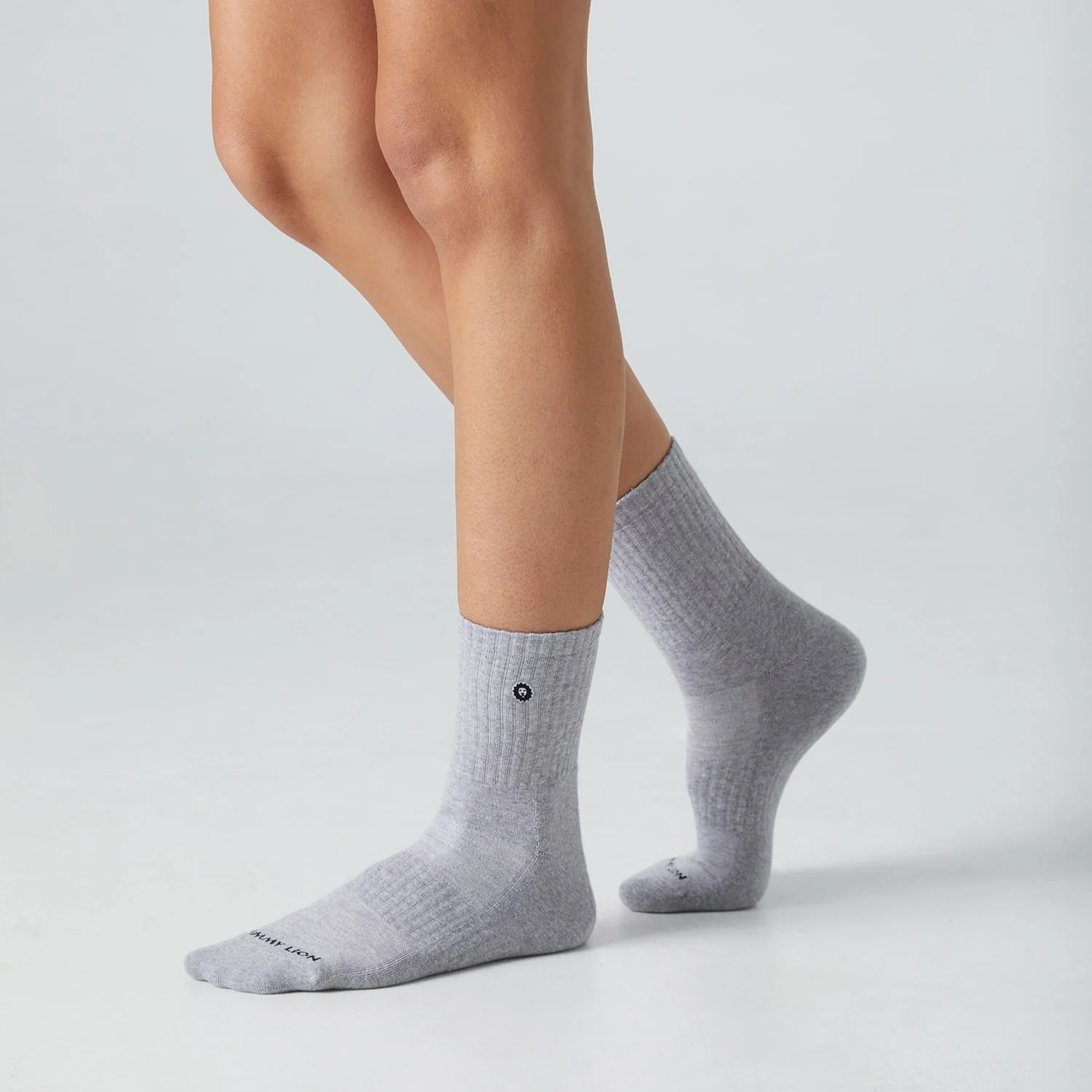 Athletic Essentials Lion Quarter - Grey - Image 3