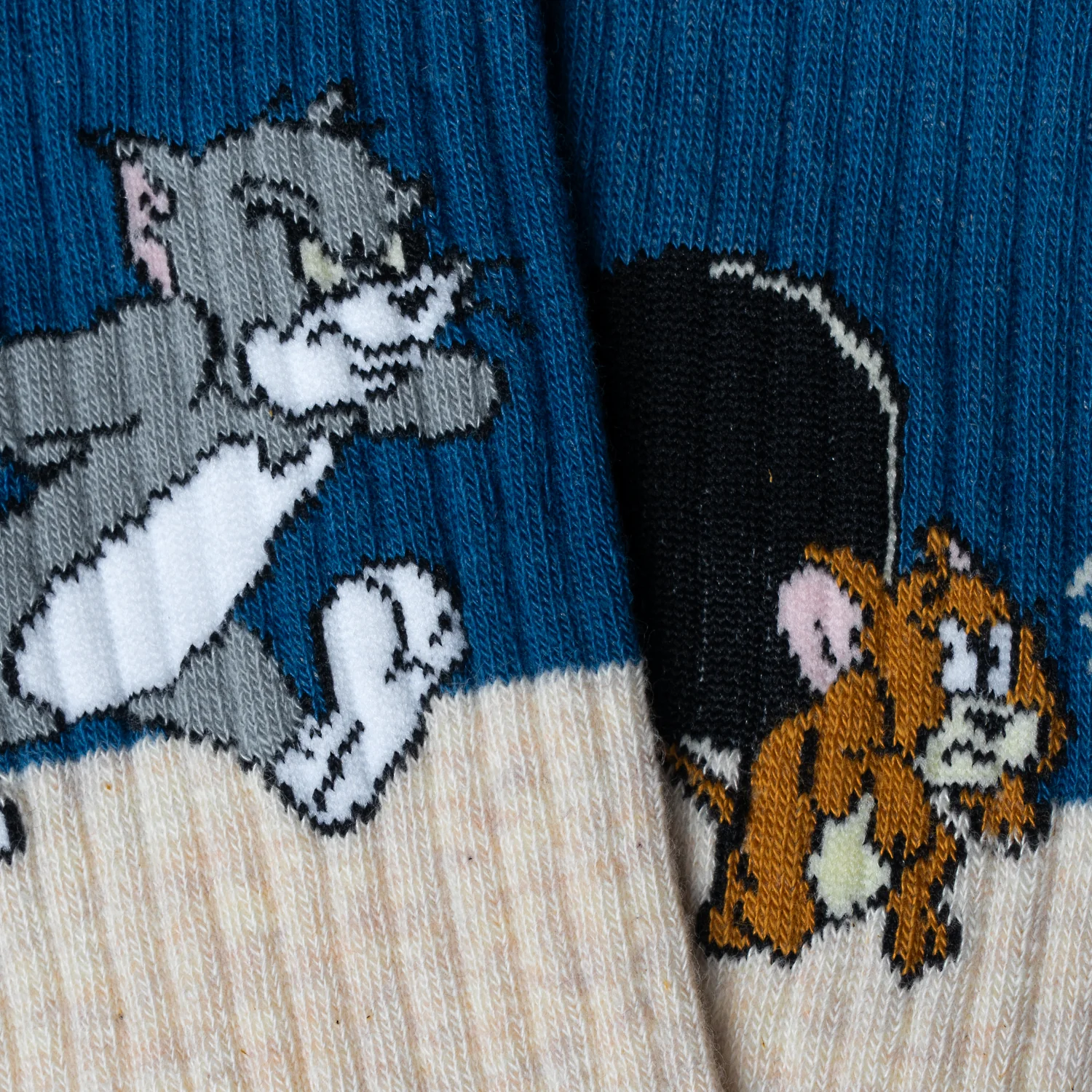 Athletic Tom and Jerry Mouse Door - Beige - Image 4