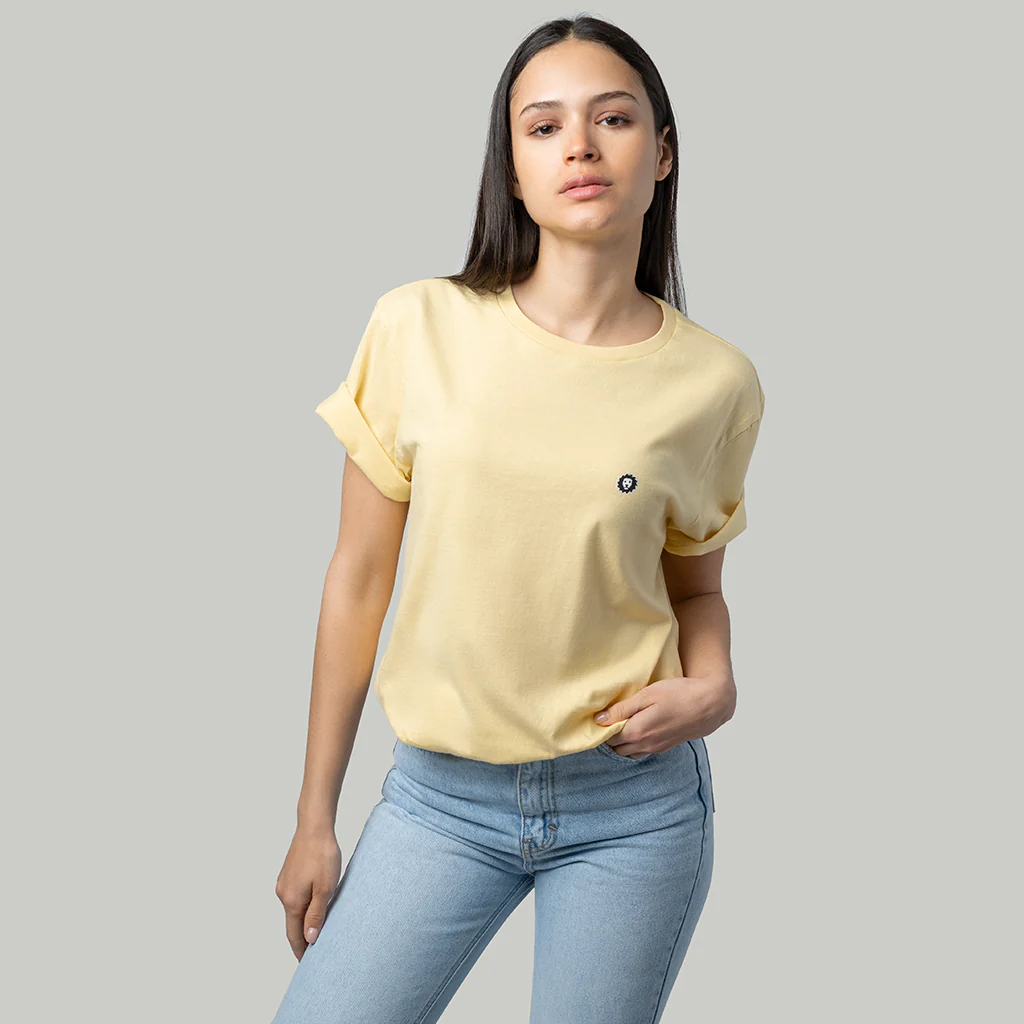 Lion Tee Essentials - Butter - Image 5