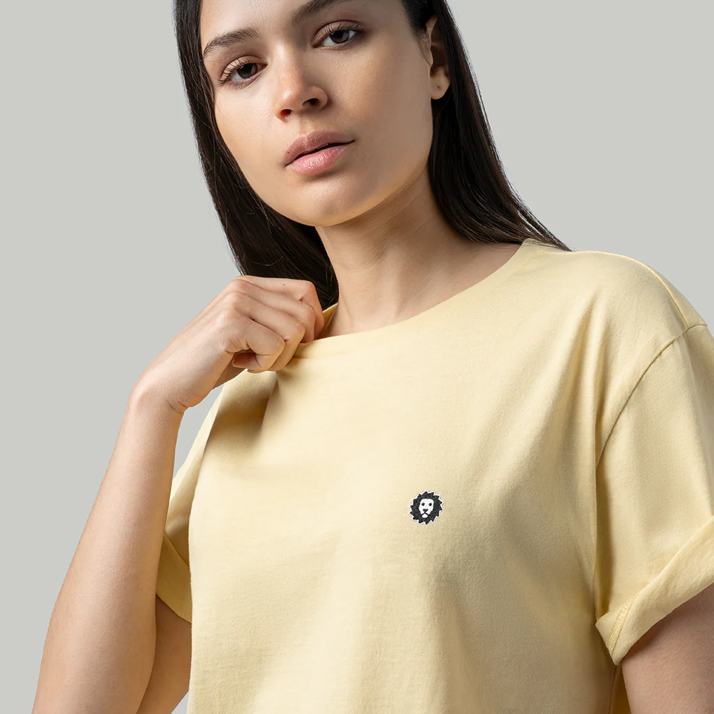 Lion Tee Essentials - Butter - Image 8