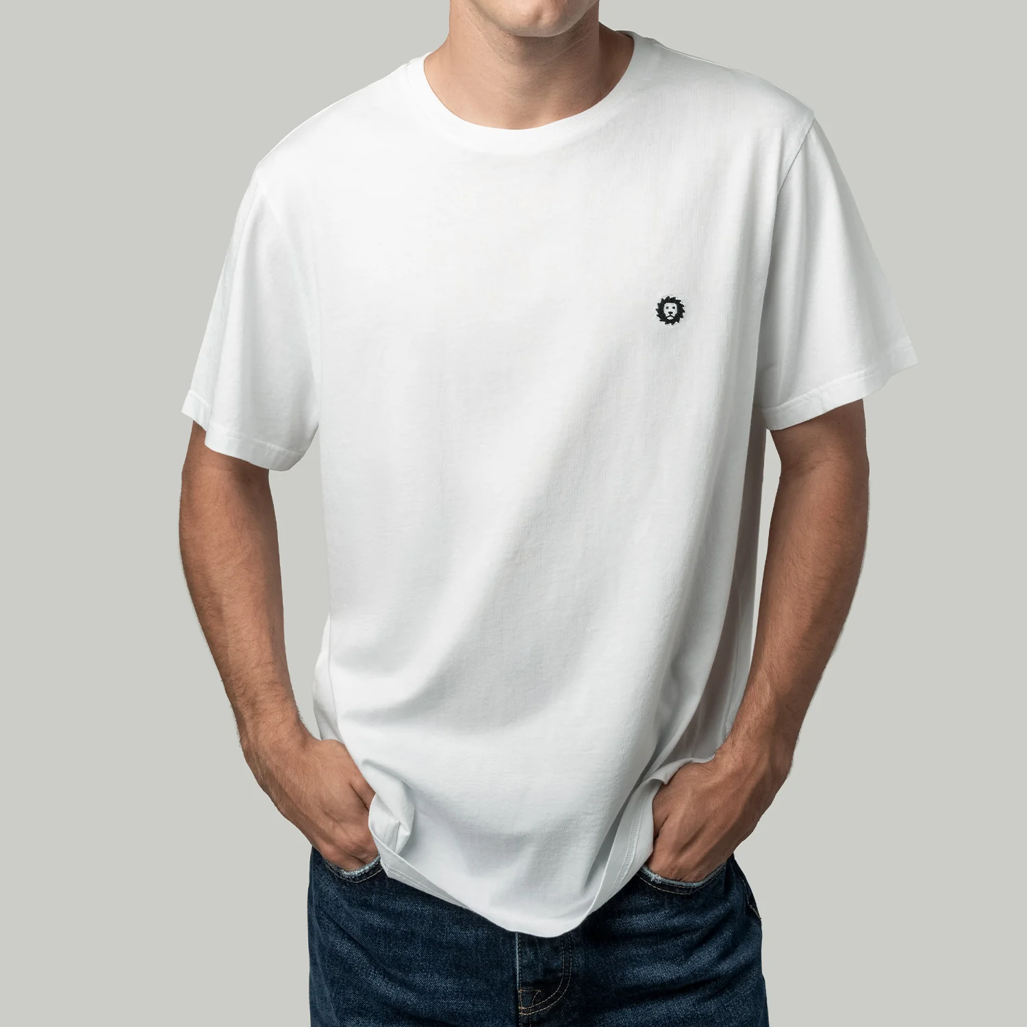 Lion Tee Essentials - White - Image 3