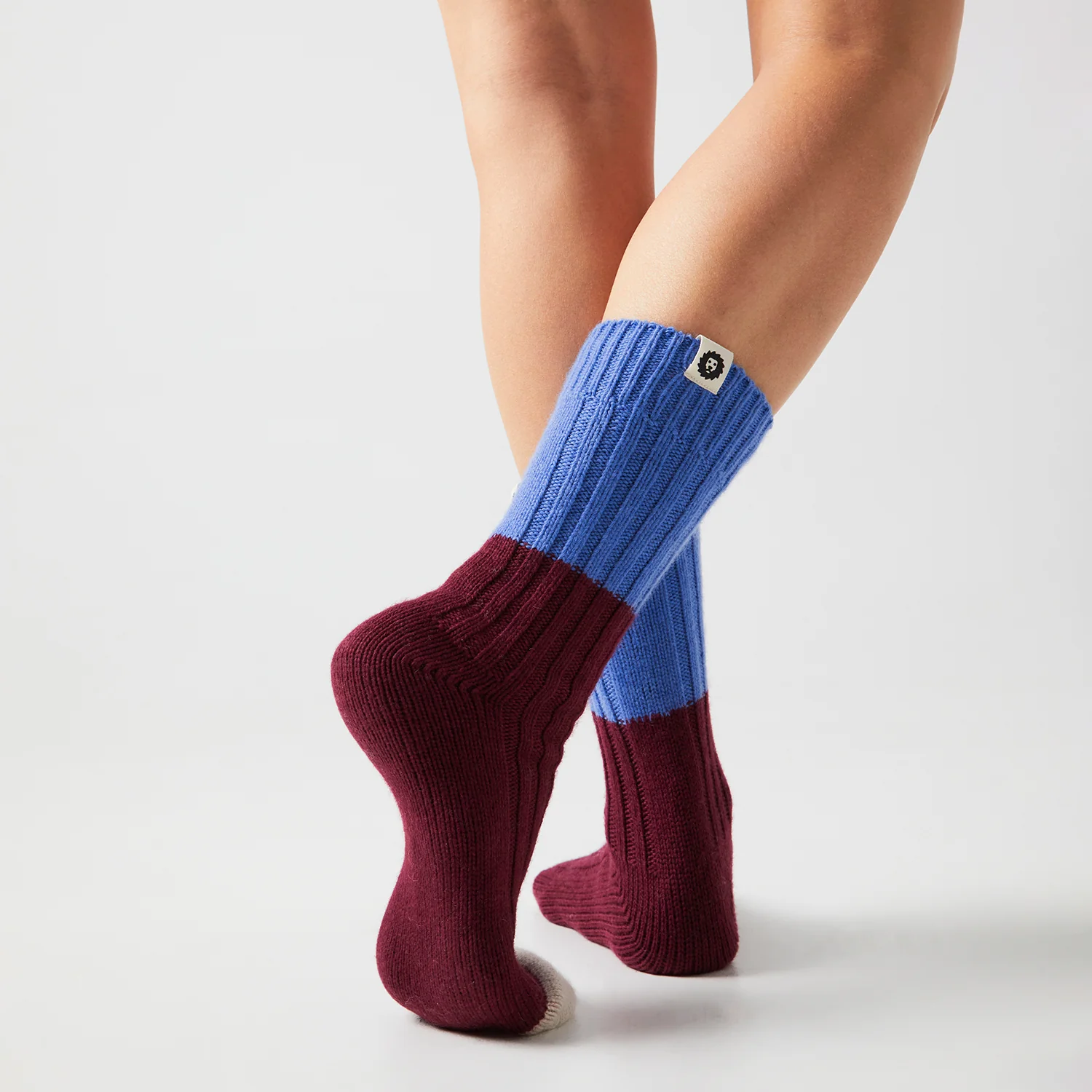 Premium Winter Cash - Blue Red - Image 3