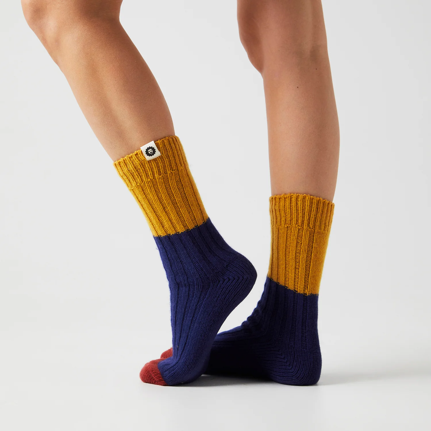 Premium Winter Cash - Dark Blue Yellow - Image 3